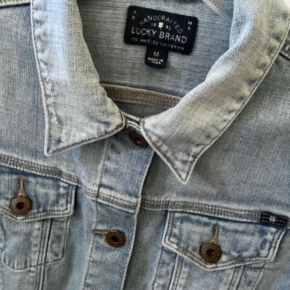 Lucky Brand - Dixie Denim Jacket - Fits like Small * - Light Blue Wash - Picture 3 of 8